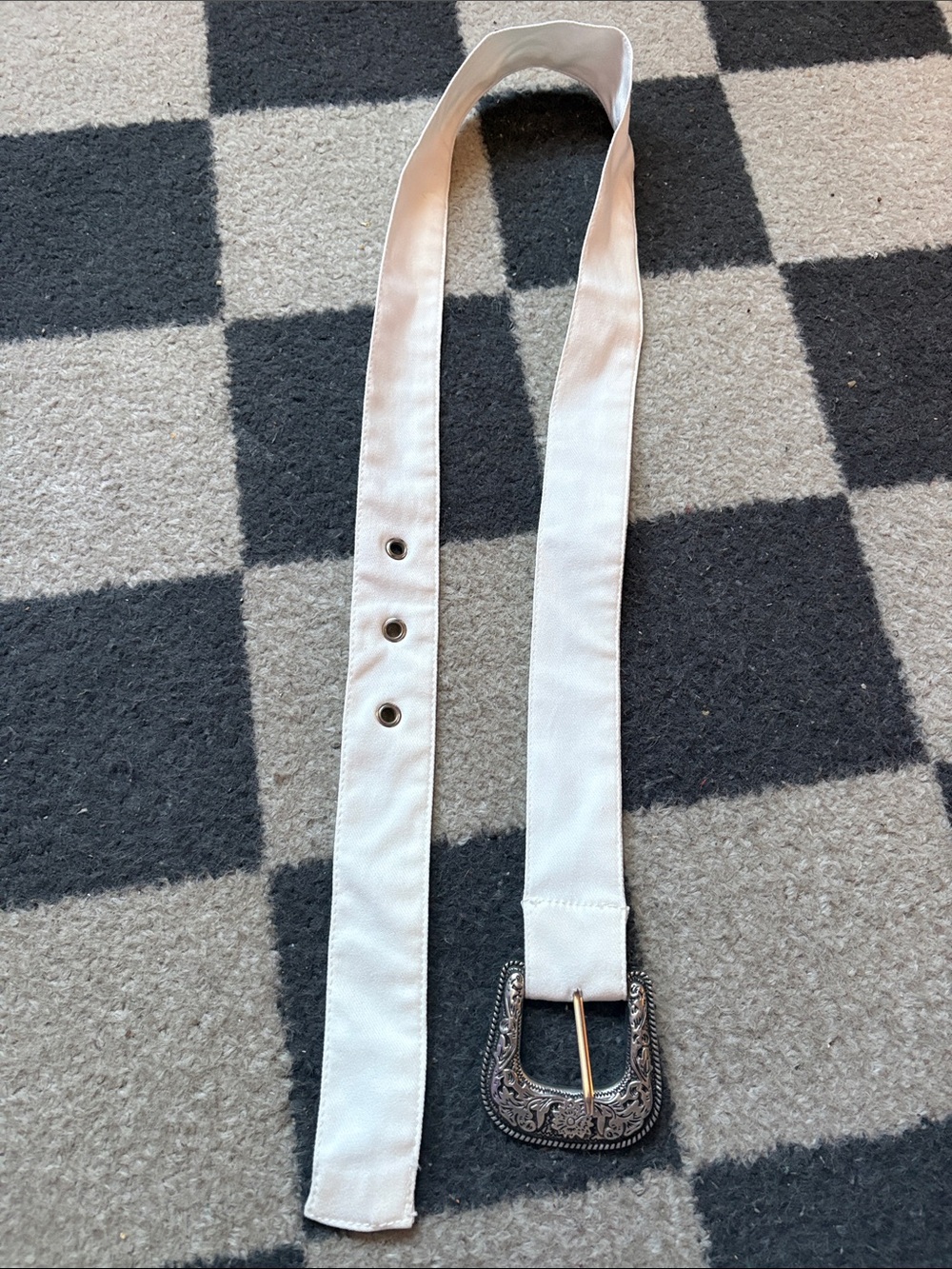 White Women's Fabric Belt with Western Silver Buckle - Picture 3 of 3